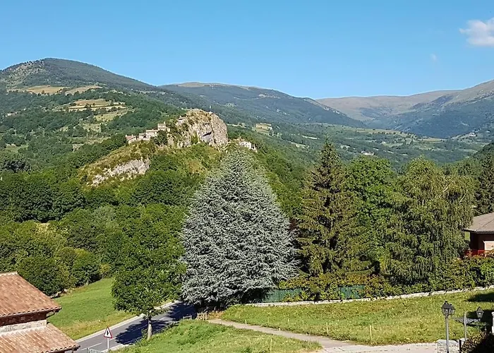 El Mussol De La Vila Camprodon, Balconets Amb Vistes A La Placa