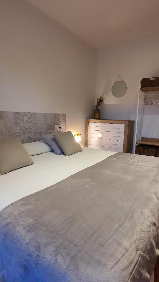 El Mussol De La Camprodon, Balconets Amb Vistes A La Placa Apartamento