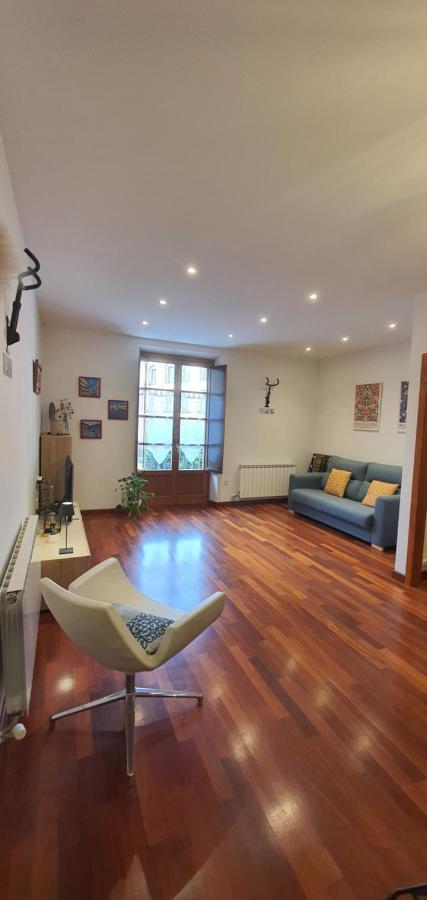 El Mussol De La Camprodon, Balconets Amb Vistes A La Placa Apartment Camprodon