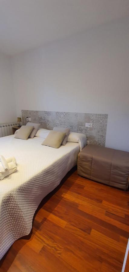 El Mussol De La Camprodon, Balconets Amb Vistes A La Placa Apartamento
